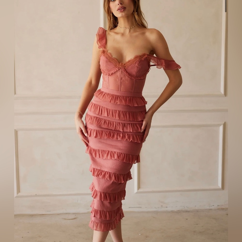 V. Chapman - The Fiorenza Dress in dusty cedar